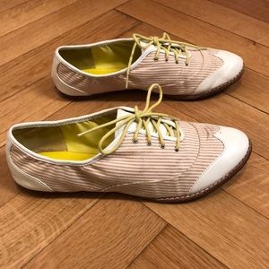 Cole Haan Kody Oxford flats